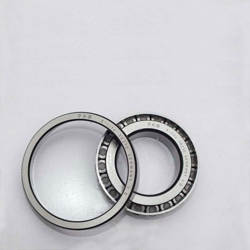 Single row tapered roller bearing 30210