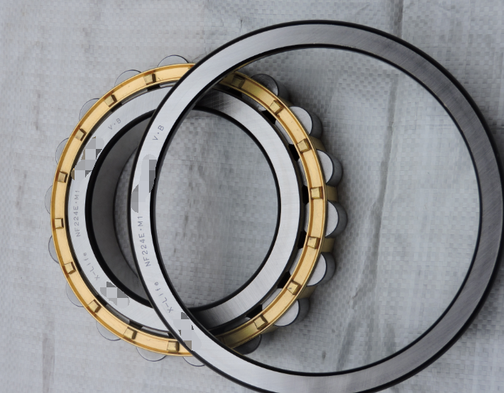 double row spherical roller bearing 22220E size 100*180*46mm