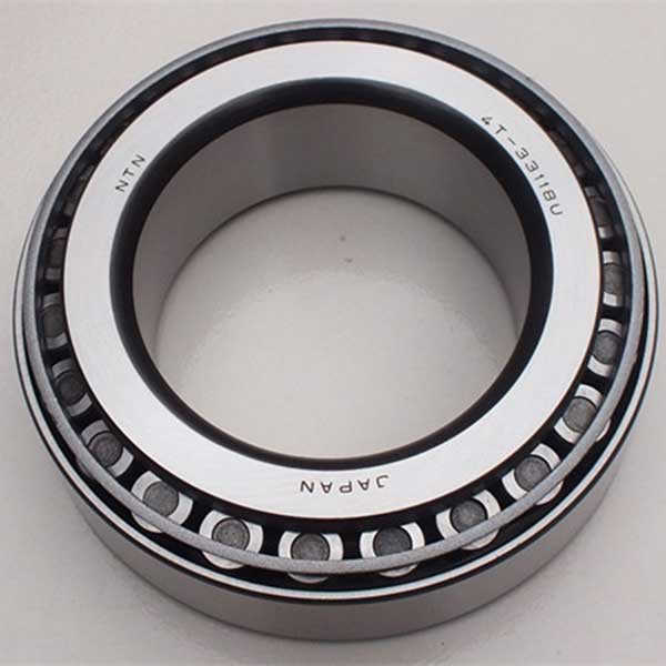 Original Japan NTN tapered roller bearing 529084